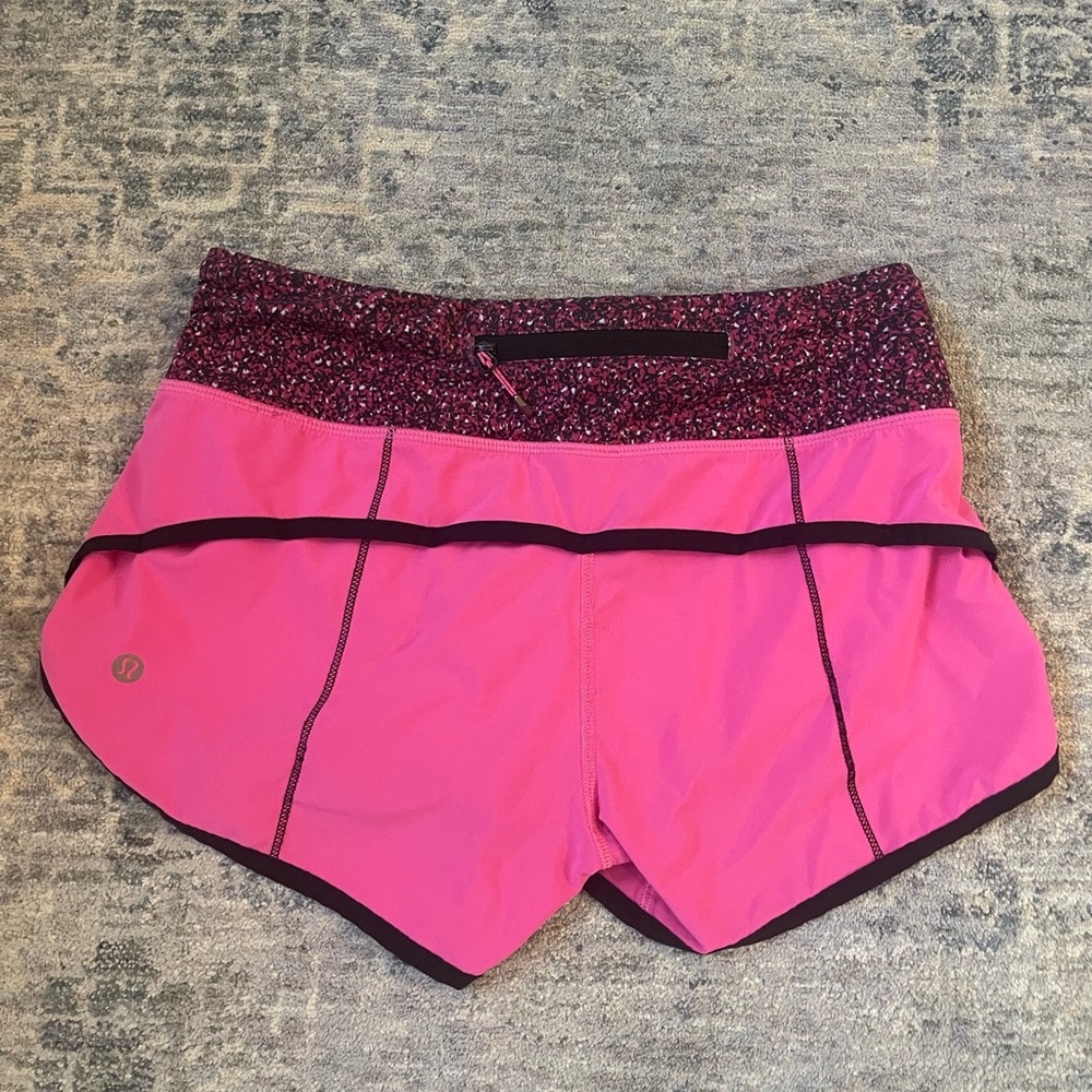 LULULEMON SPEED UPS 2.5 size two